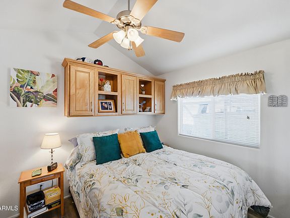 5th image of 116 E MESQUITE Drive