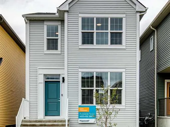 413 E Hotchkiss Dr SE, Calgary, AB T3S 0G3