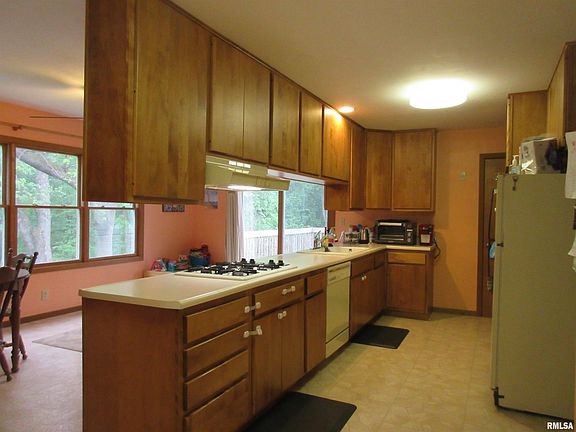 4th image of 1119 52nd Street Ct