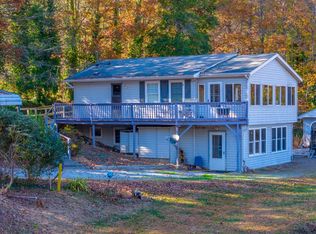 349 Taylor Rd, Franklin, NC 28734