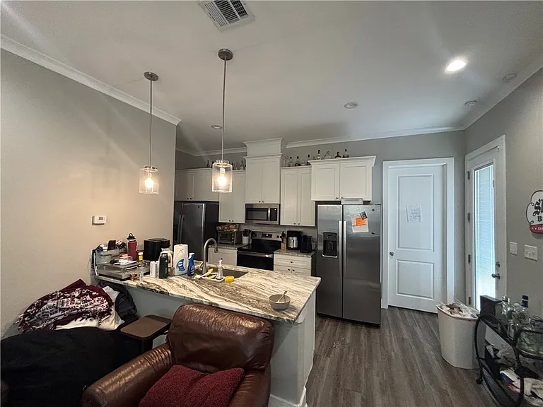 407 Ash St — Photo 5