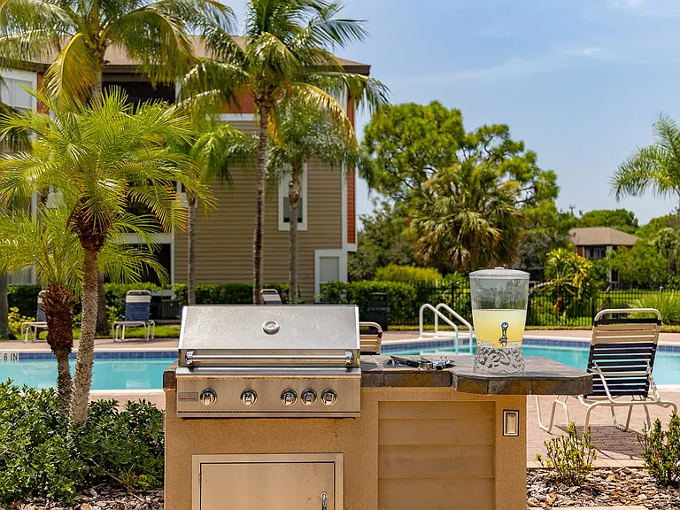 Palm Cove Apartments — Photo 72