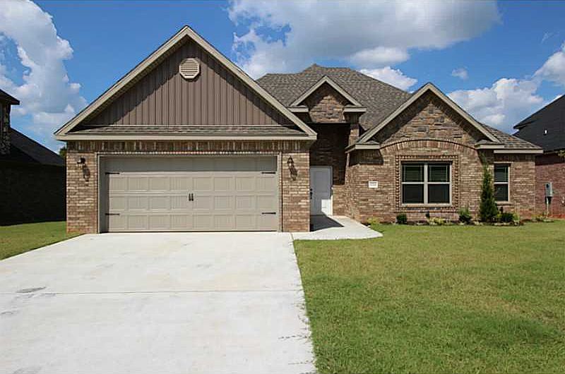 1st image of 4104 SW Deerfield Blvd