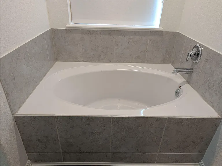 10503 Dolce Ln — Photo 20