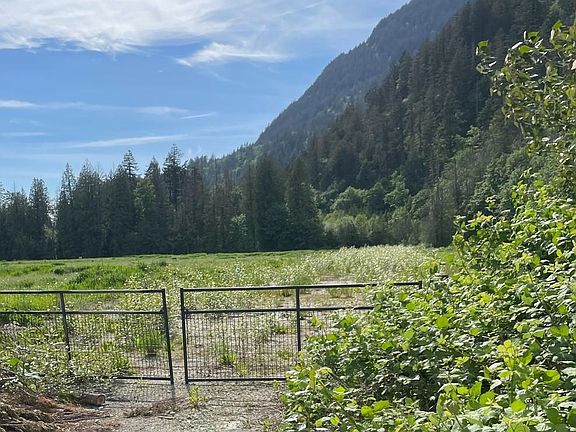 4th image of 38205 Bell Rd