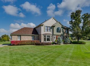 6495 Mayfair Ct, White Lake, MI