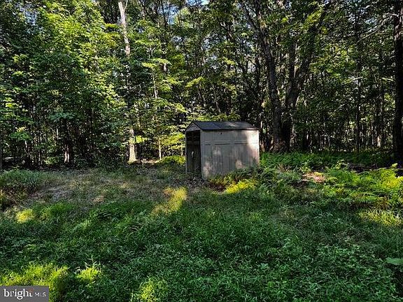 5th image of 140 Hollis Beaulieu Rd