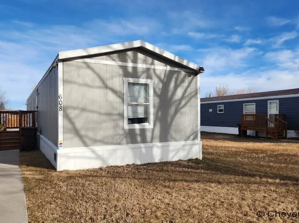 608 Julianna Rd, Cheyenne, WY 82007