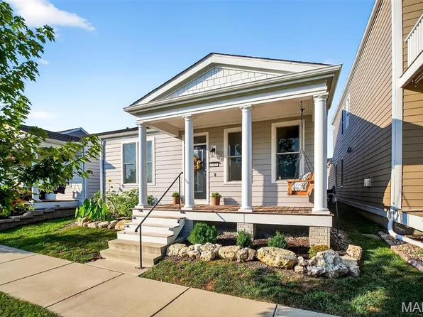 5005 Keokuk St, Saint Charles, MO 63301