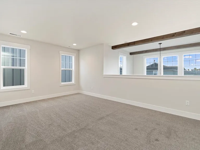 1688 E Cutgrass Ln — Photo 32