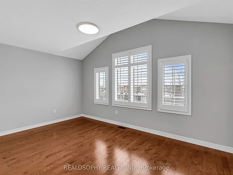 284 Bilbrough St — Photo 21