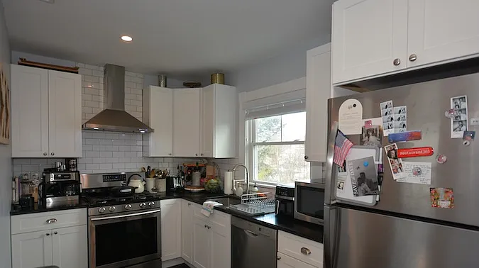 125 Pleasant St #3 — Photo 2