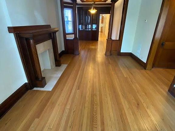 5th image of 1336 W Wellington Ave #2