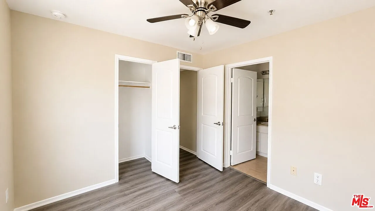 2 bed, 2.0 bath, 1100 sqft, $2,395 — Photo 3