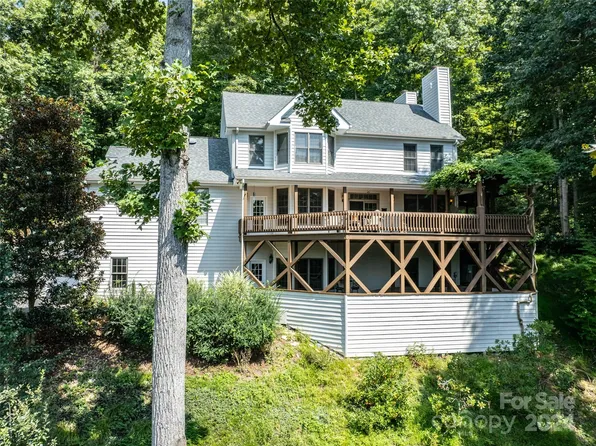 107 Maple Dr, Asheville, NC 28805