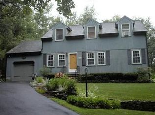 271 Gaffney Rd, Oakham, MA 01068