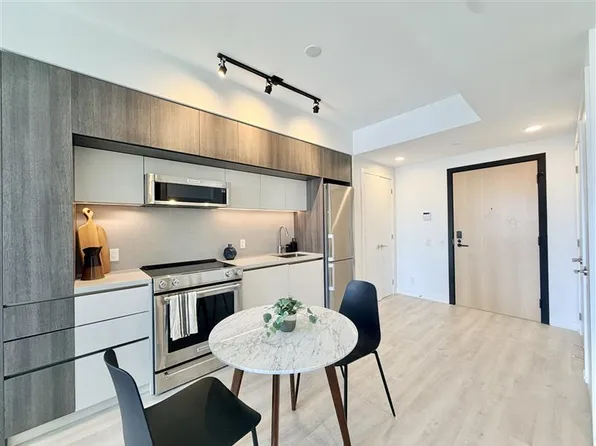 185 Millway Ave, Vaughan, ON