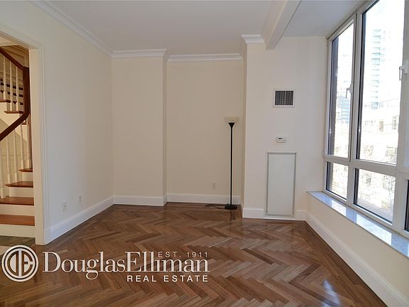 4th image of 351 E 51st St APT Th1e