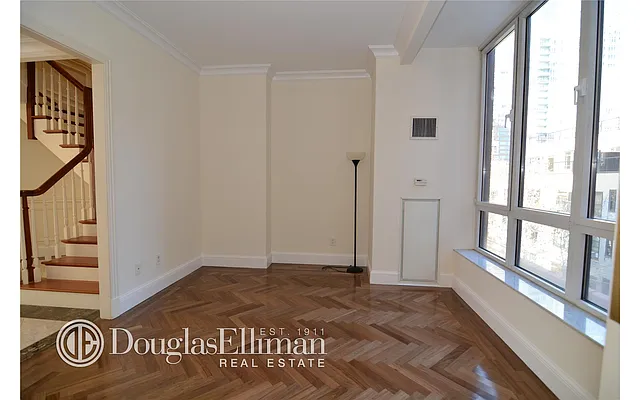 Rented by Douglas Elliman | media 6
