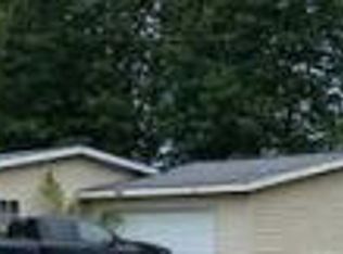 2938 Lee Rd, Saranac, MI 48881