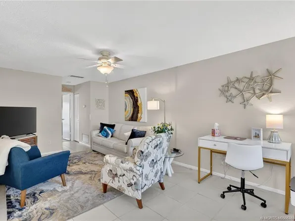 2600 SE Ocean Blvd APT M10, Stuart, FL 34996