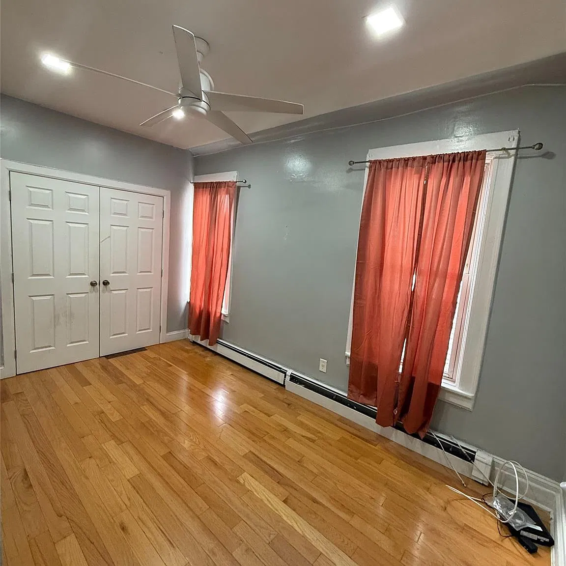 2 bed, 1.0 bath, 1000 sqft, $2,800 — Photo 4