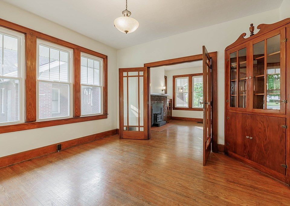 1410 E 4th St, Owensboro, KY 42303 Zillow