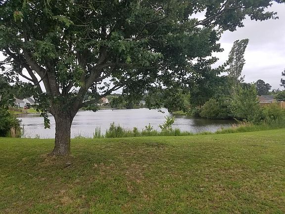 2nd image of 1244 New Mill Dr