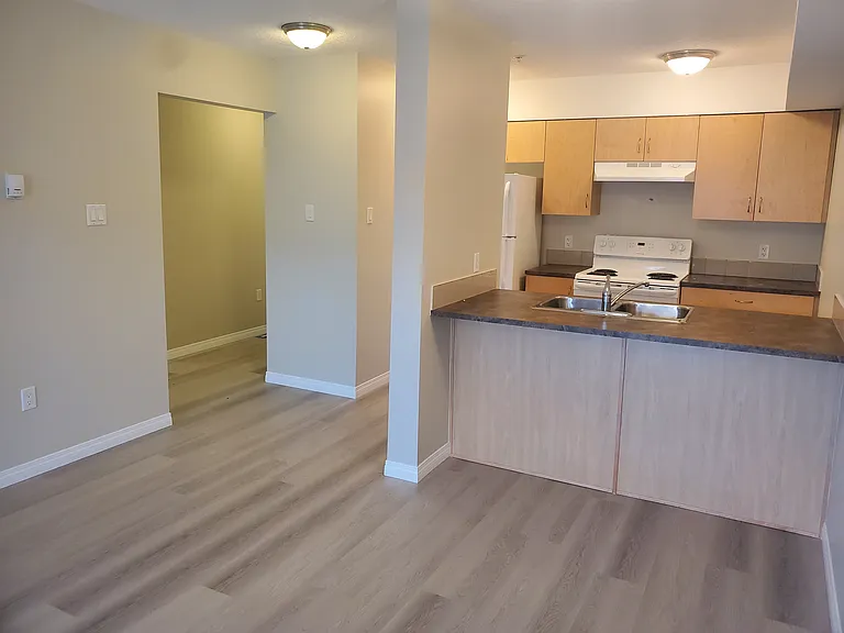 10 Nevada Pl #201 — Photo 12