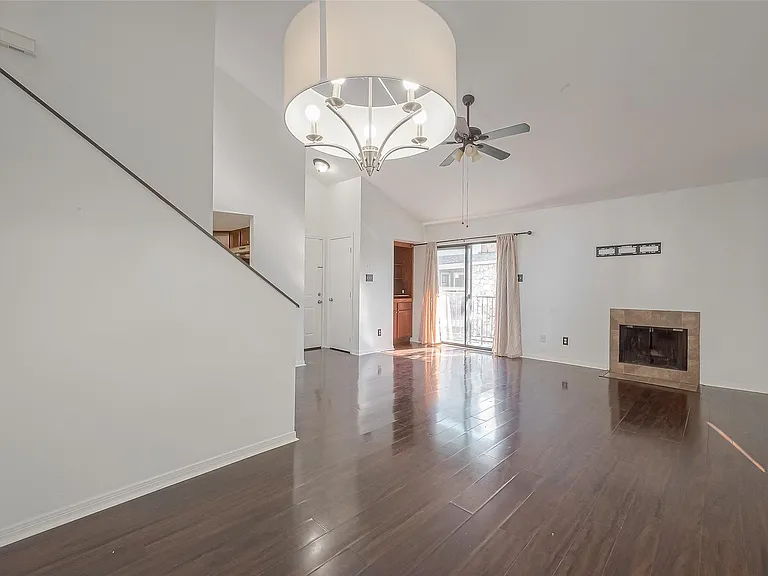 3758 Tanglewilde St #2 — Photo 8
