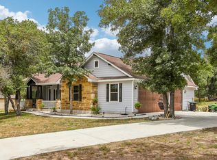 114 County Road 6863, Natalia, TX 78059