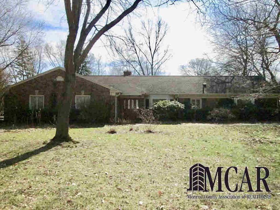 1st image of 4135 Canterbury Dr