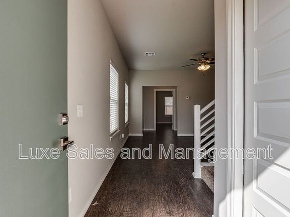 5th image of 2225 Camino Del Plaza Ln