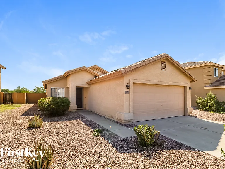 1071 S 224th Ln — Photo 2