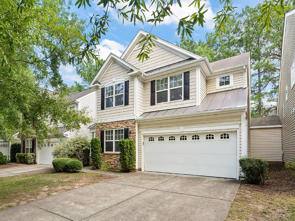 8 Rockwall Garden Way