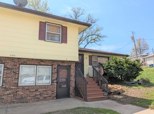 450 Grandview Ter APT 3, Lawrence, KS 66044