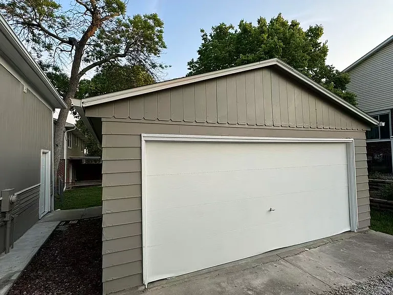3931 Pioneers Blvd — Photo 18