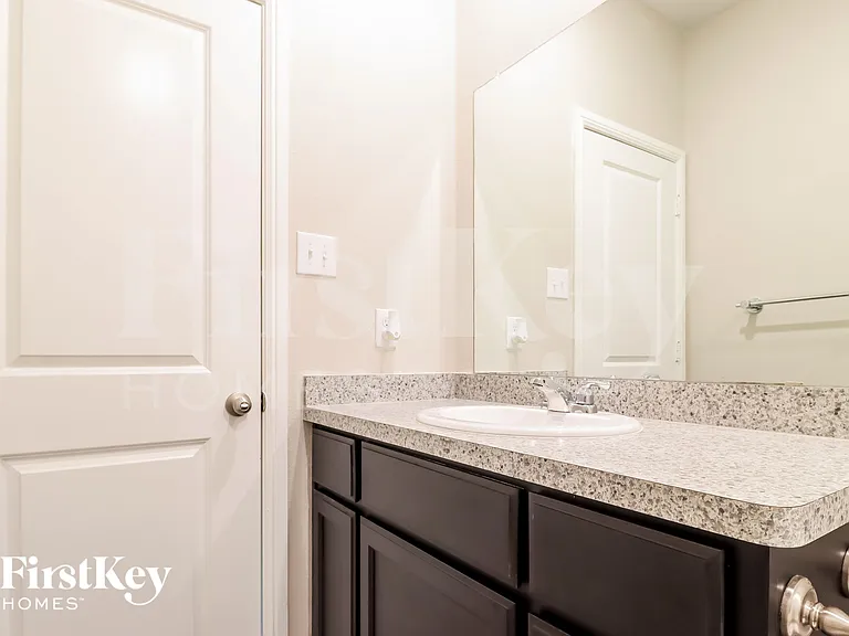 4624 Corktree Ln — Photo 13