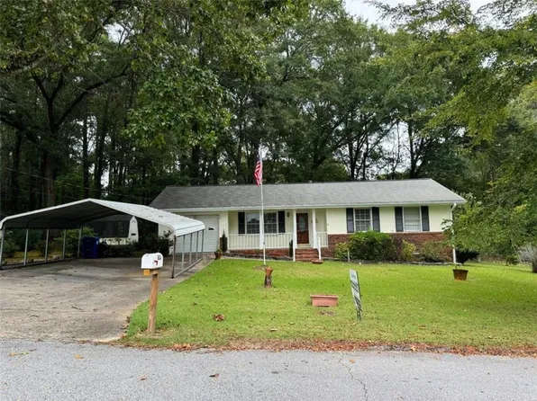 857 Pine Shadow Ln, Winder, GA 30680