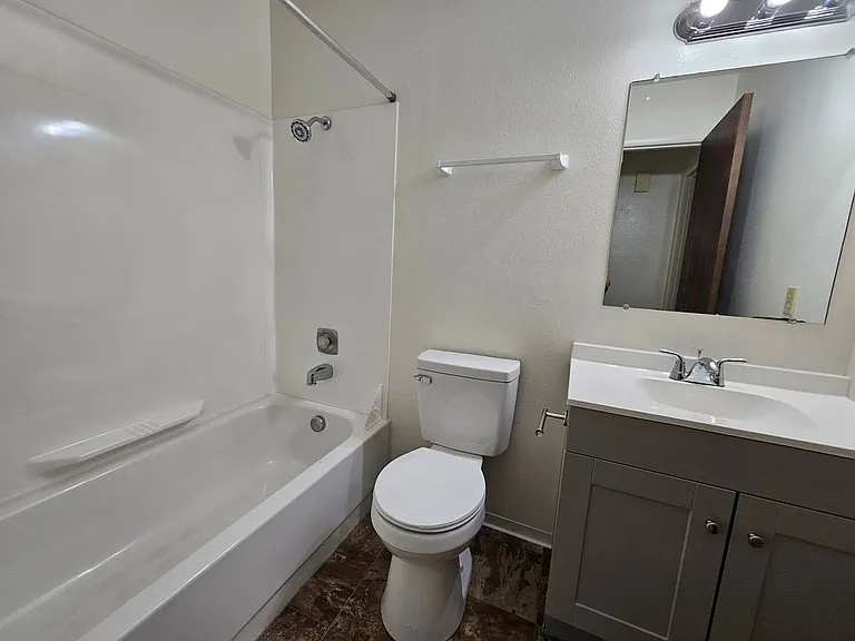 1411 Stoddard St #1-4 — Photo 5