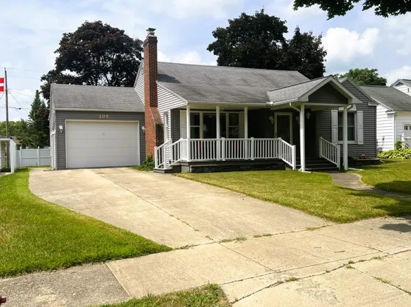 207 Cleveland St, Bad Axe, MI 48413