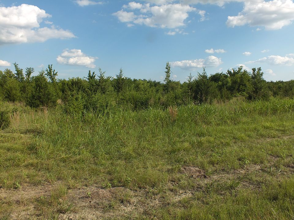 2nd image of 82 West