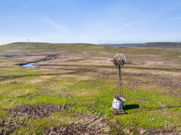 29100 E Highway 26, Linden, CA 95236