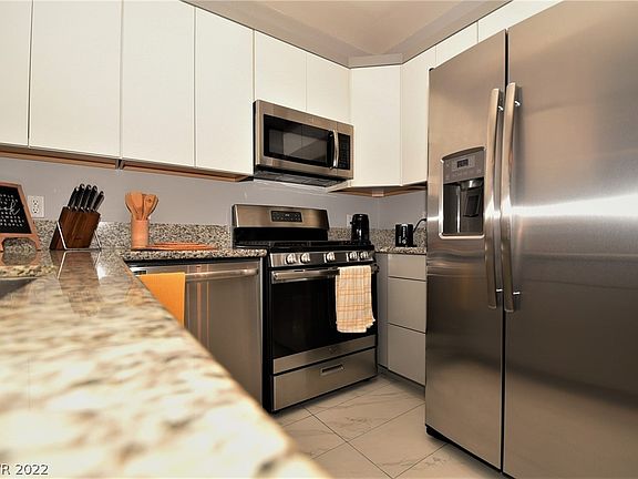 4th image of 5415 W Harmon Ave Unit 1167