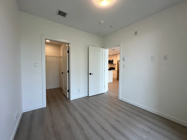 20078 85th Ave #B404 — Photo 12