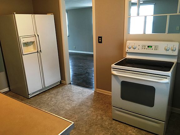 1 bedroom kitchen