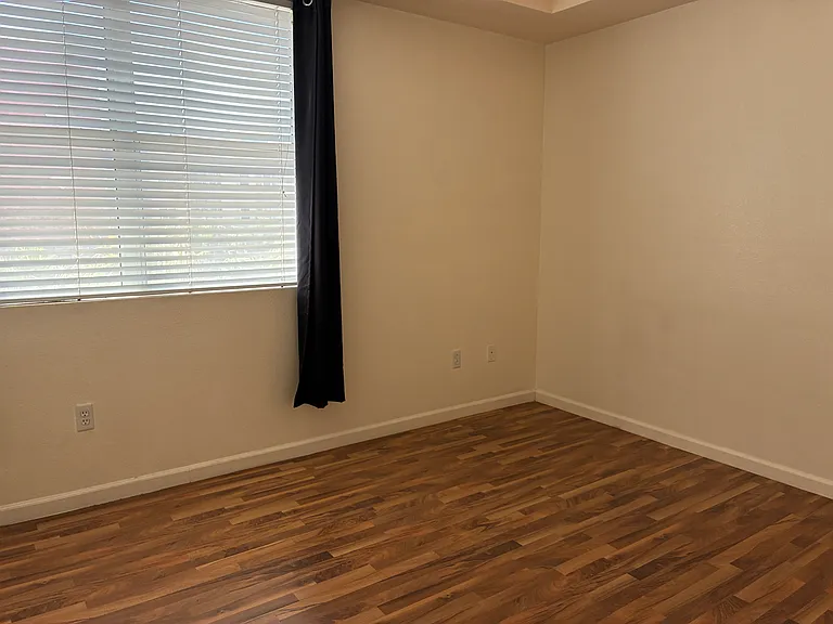 43 Agate Ave #405 — Photo 13