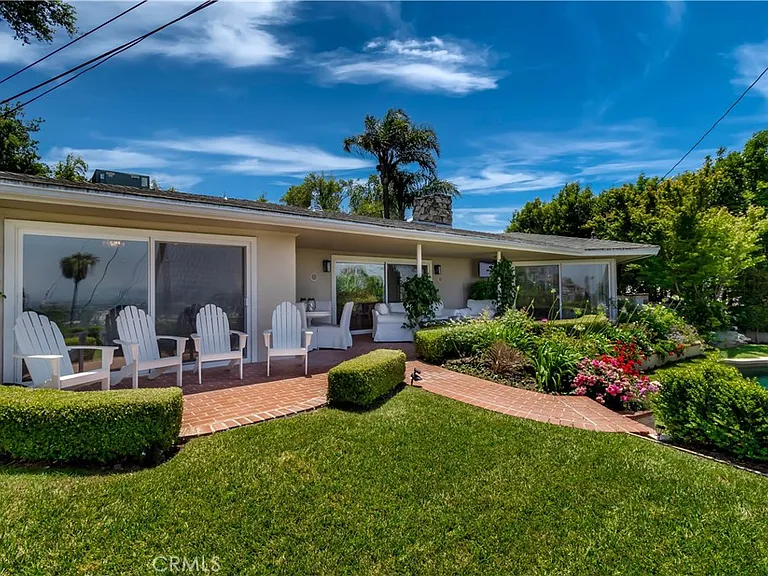 3546 Berry Dr — Photo 35