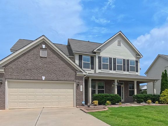 2nd image of 605 Bunker Dr