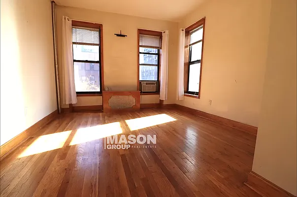 Rented by Mason Group LLC | media 16